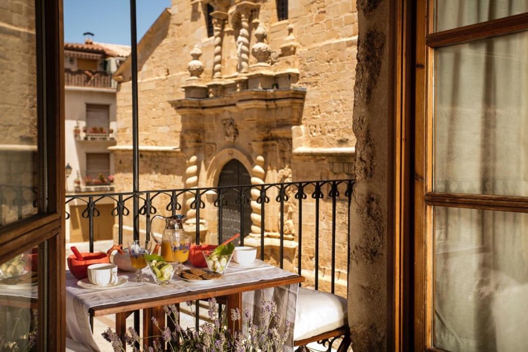 Apartamentos Can Juver Бесейте Экстерьер фото